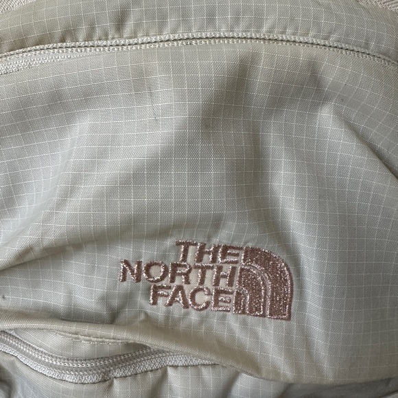 The North Face Beige Backpack - Picture 4 of 17